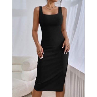 Essnce Solid Color Sleeveless Dress With Sweetheart Neckline, Slit And Exposed