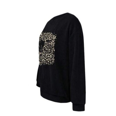 EZwear Women.s Leopard Print Bullhead Graphic Round Neck Drop Shoulder Long Sle